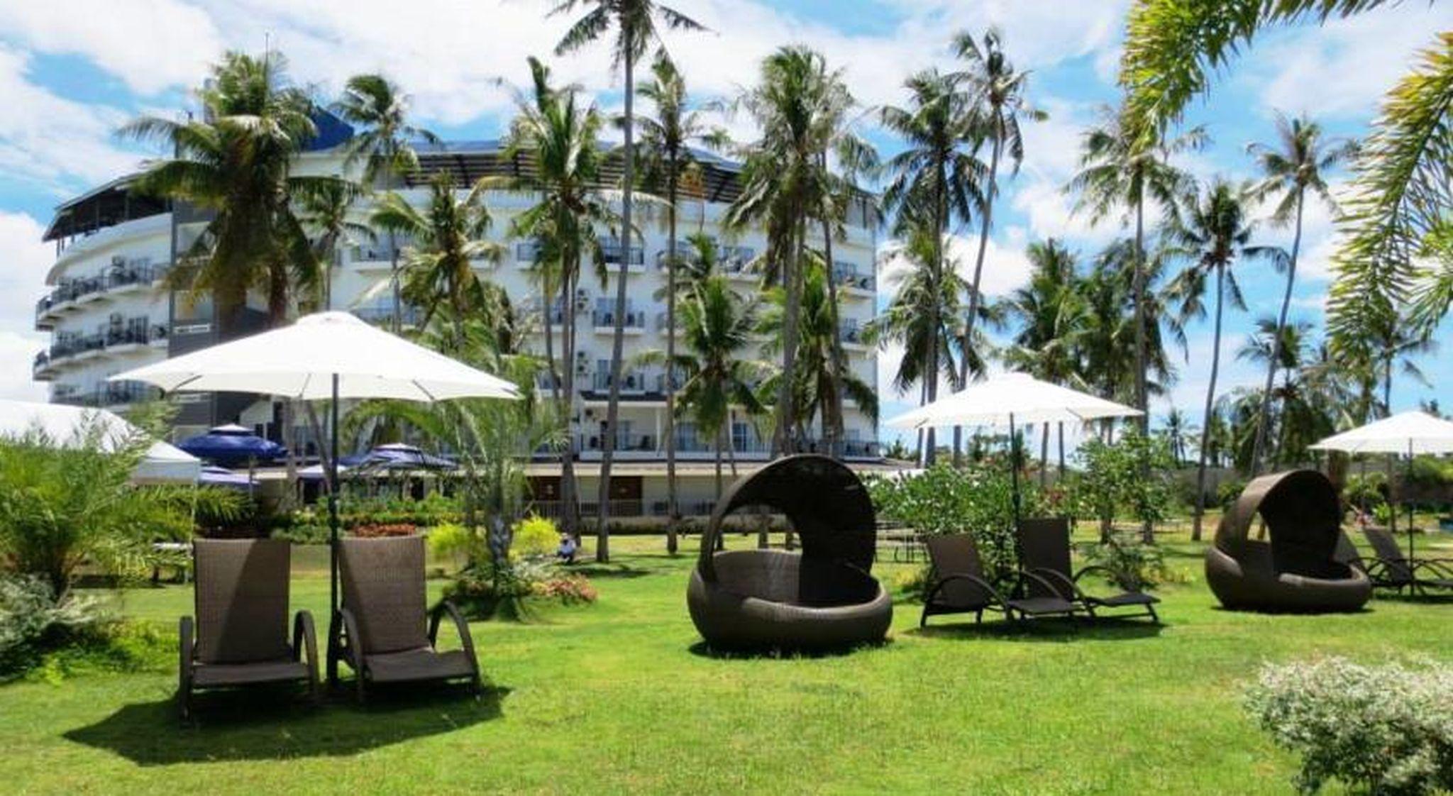 Solea Seaview Resort Lapu-Lapu City Exteriör bild