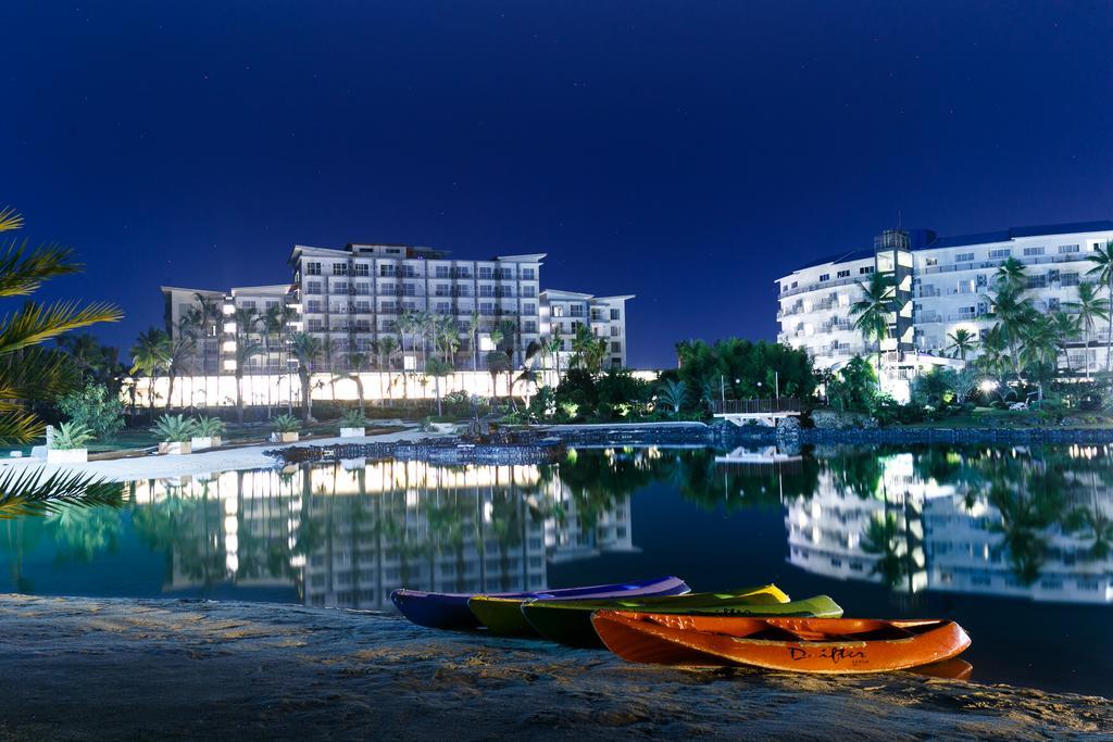 Solea Seaview Resort Lapu-Lapu City Exteriör bild